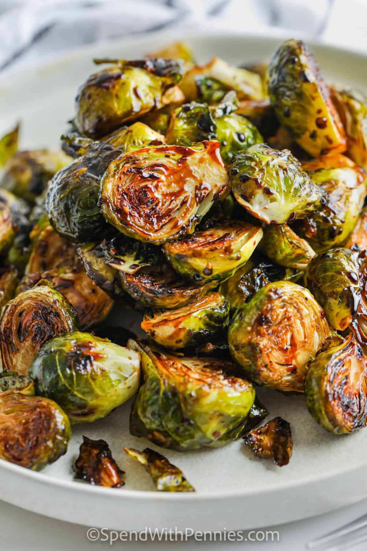 Easy Balsamic Roasted Brussels Sprouts: Your Weeknight Secret